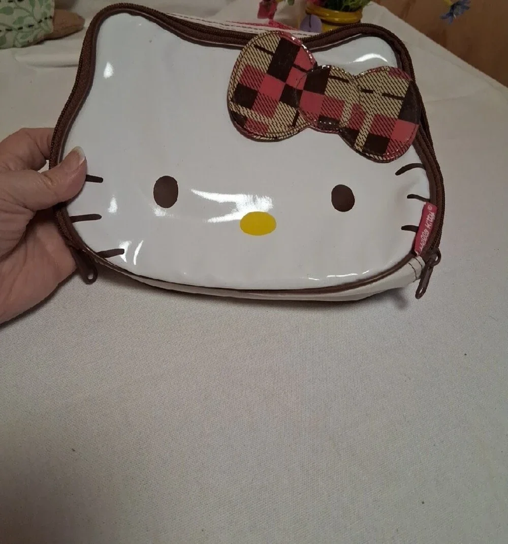 Hello Kitty White Bow Lunch Bag